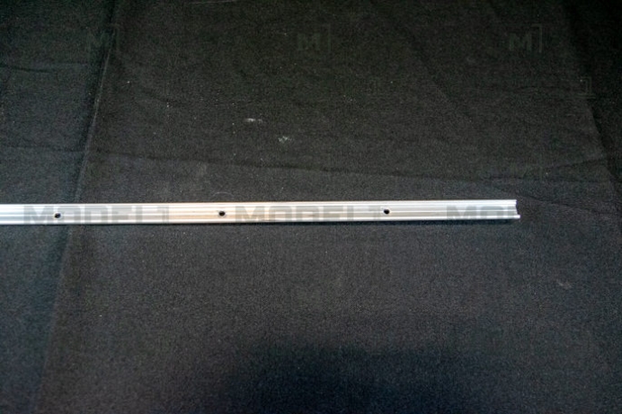 Picture of ALUMINUM, BASE TRIM, .625 IN, BUS, TO BE USED ON ROOF, REAR CAPS AND SIDE CAPS